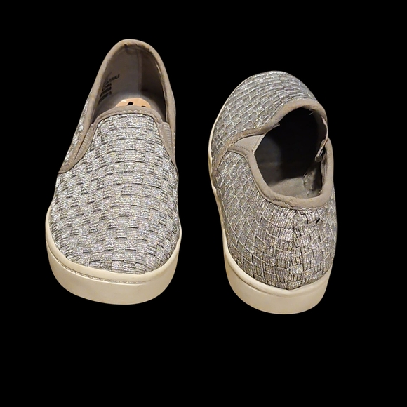 Report Silver/Gray Slip-On Shoes - Picture 3 of 6